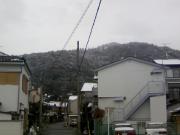 だいぶ溶けたけど、屋根に雪